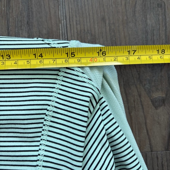 Lululemon Athletica Mint Striped Sweatshirt - Picture 10 of 10